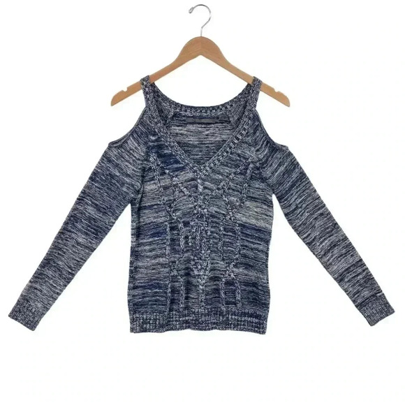 Guess Sweater Size M - Picture 1 of 8